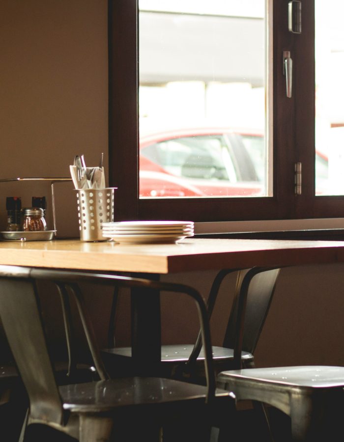 alex-jones-v0_6jaOOjpk-unsplash